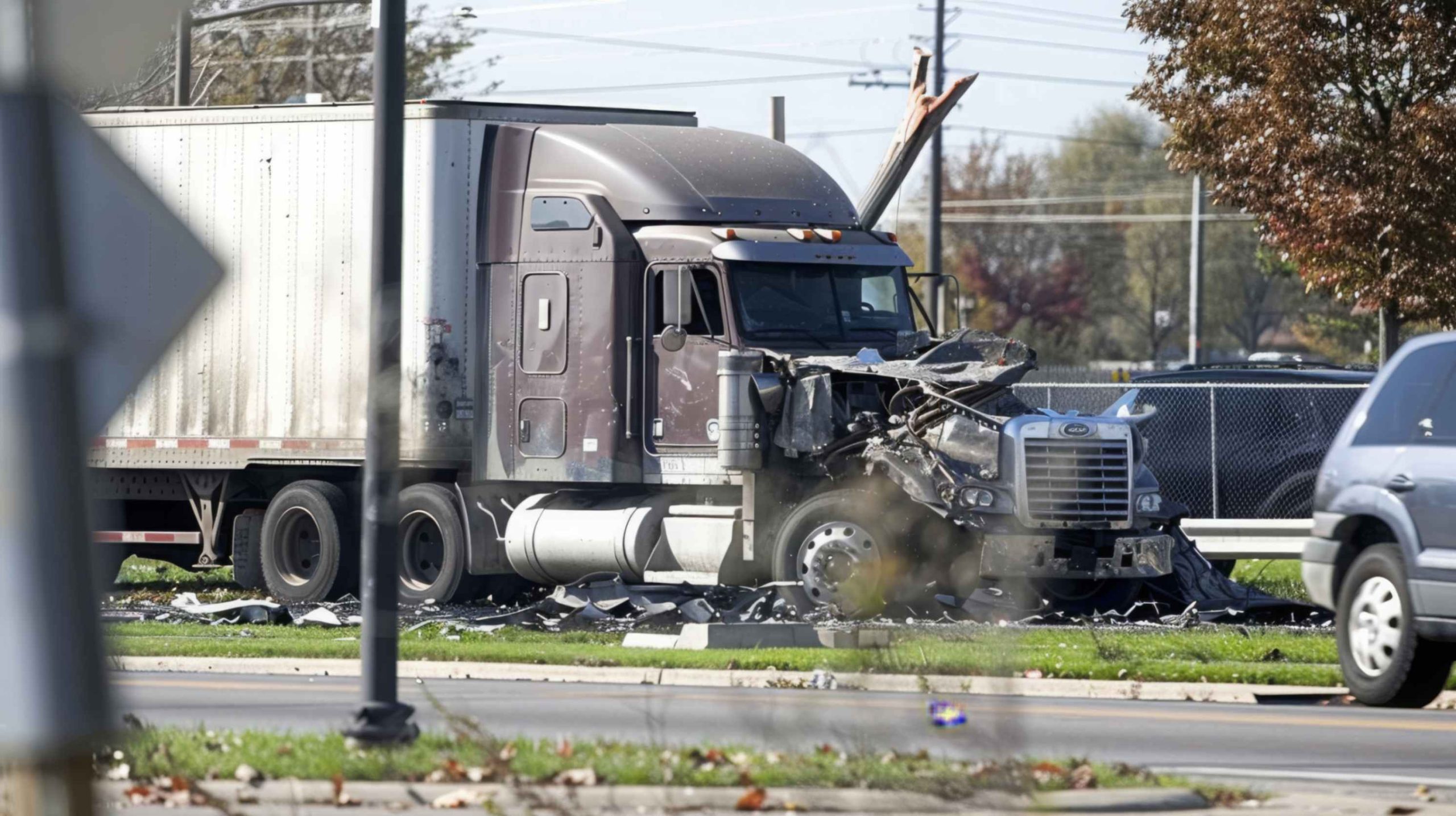 jpeg optimizer this big rig tboned other vehicle scaled